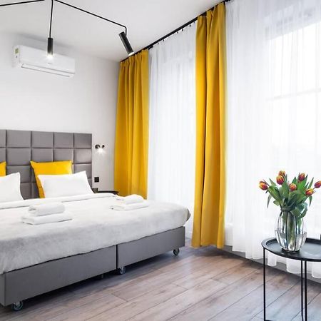 Househost Apartment: Miodowa 42/8B Street Krakow Exterior photo